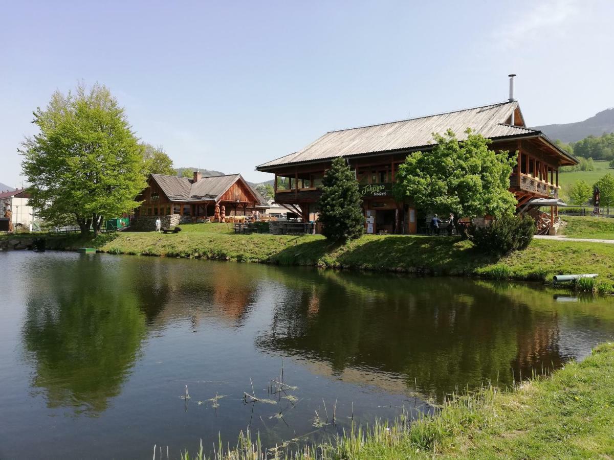 Apartman U Zamku Loucna nad Desnou Luaran gambar